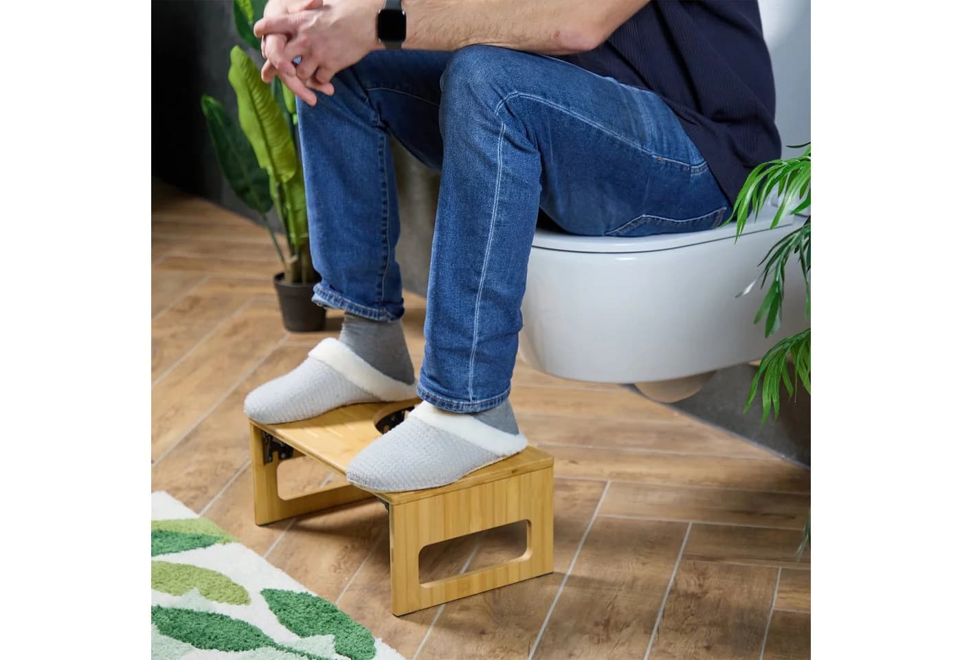 relaxdays Klappbarer Toilettenhocker aus Bambus