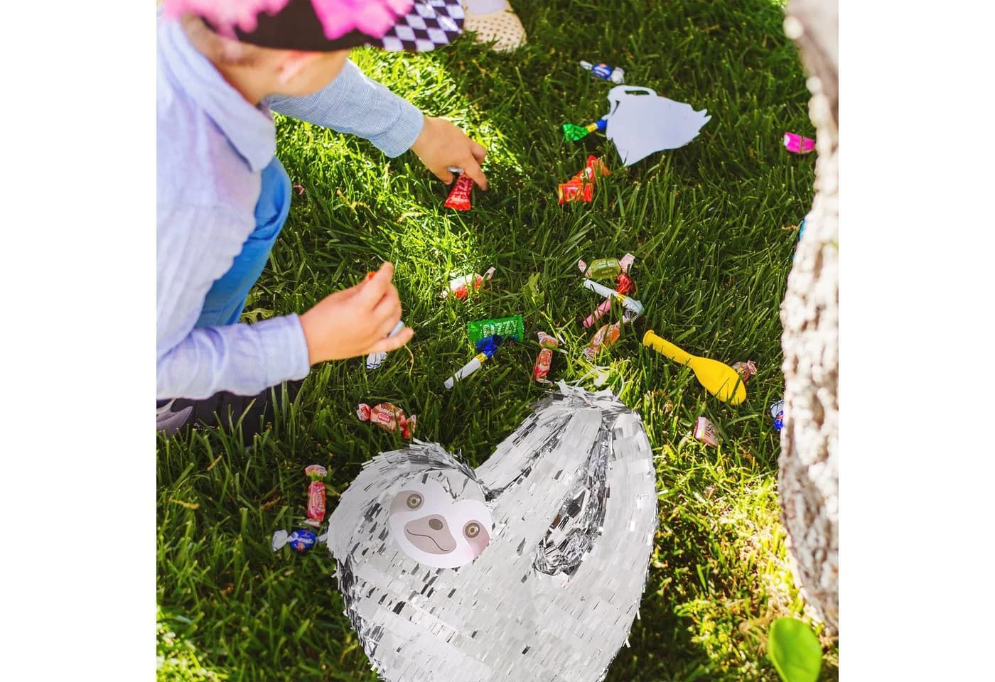 relaxdays Pinata Faultier Silber mit Stab und Maske - Bild 3