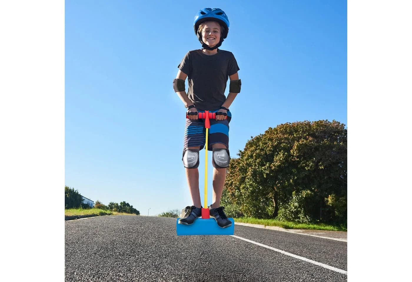 relaxdays Pogo Jumper für Kinder mit Quietsche und gepolsterter Griffstange