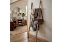 relaxdays Handtuchleiter Walnussholz 4 Sprossen Braun Bild 5