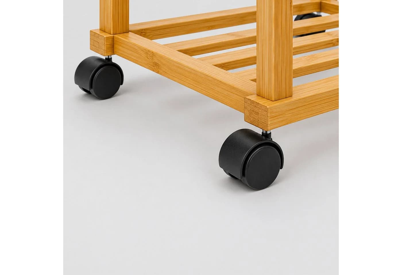 relaxdays Bambus Kleiderständer mit Rollen und Ablage - Bild 5
