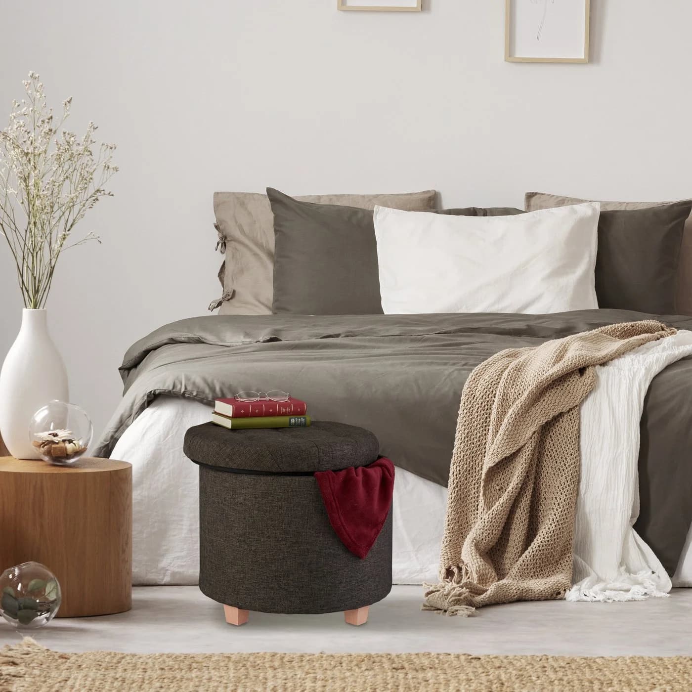 relaxdays Runder Sitzhocker mit Stauraum und gepolsterter Sitzfläche, braun