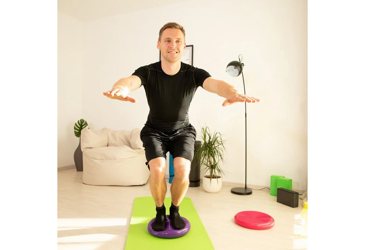 relaxdays Ballsitzkissen Balance mit Luftpumpe, Schwarz