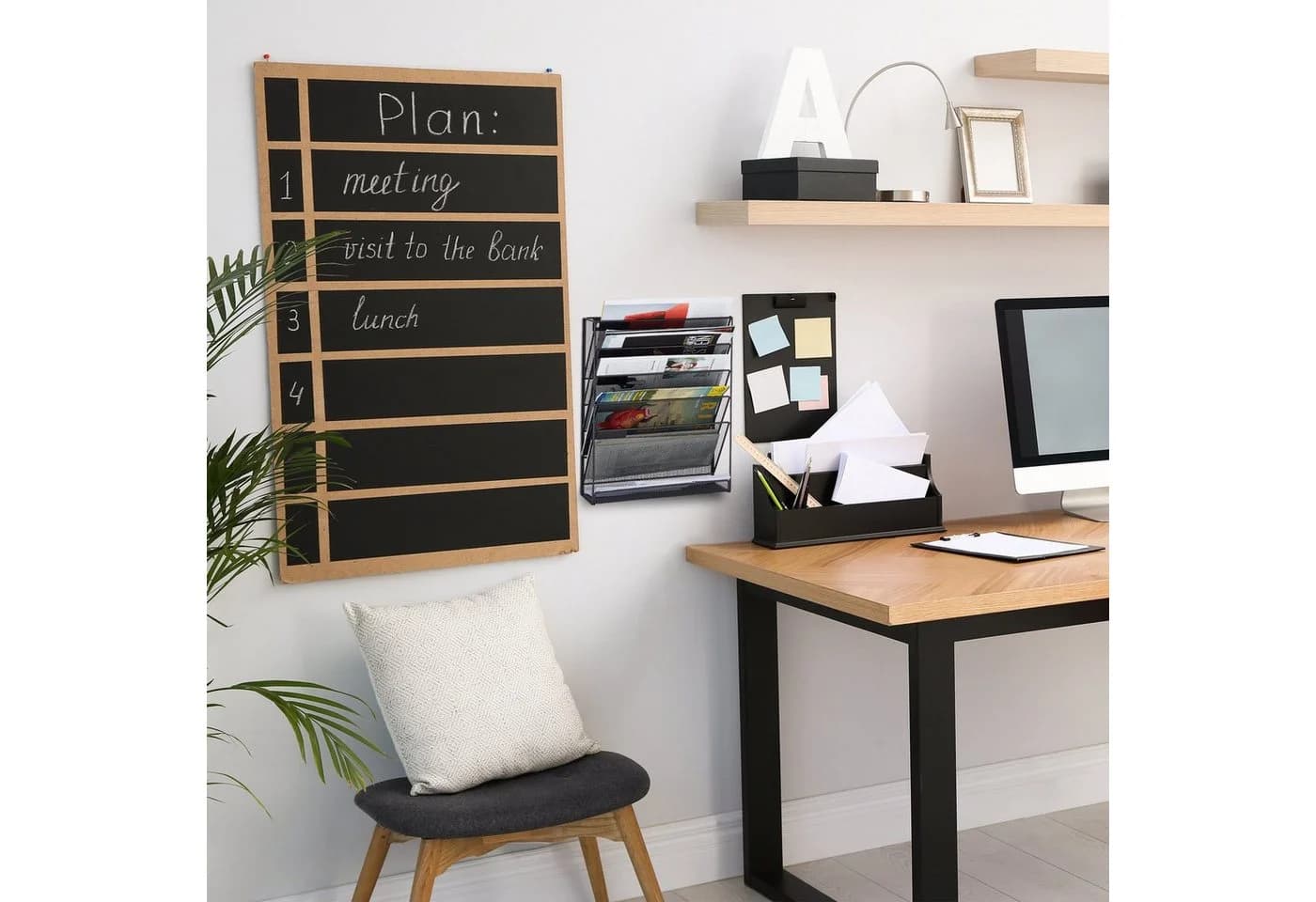 relaxdays Zeitungsständer Wand Schwarz - 5 Fächer + Ablage