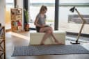 relaxdays Faltbare Sitzbank aus Kunstleder Creme mit Stauraum Bild 1
