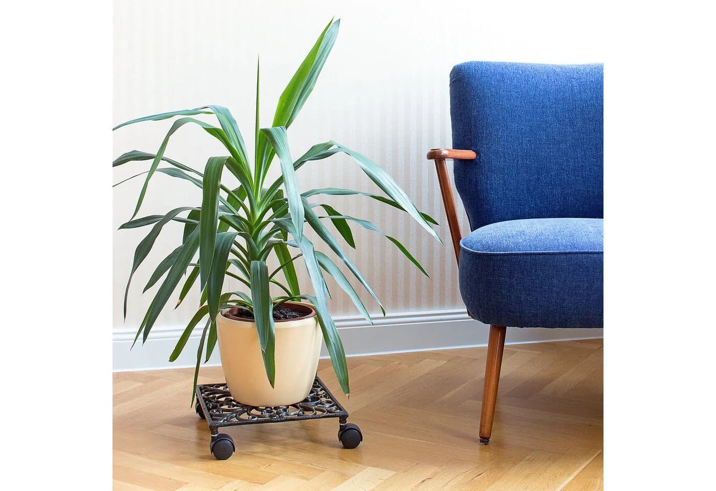 relaxdays Blumentopfuntersetzer Pflanzenroller Gusseisen quadratisch