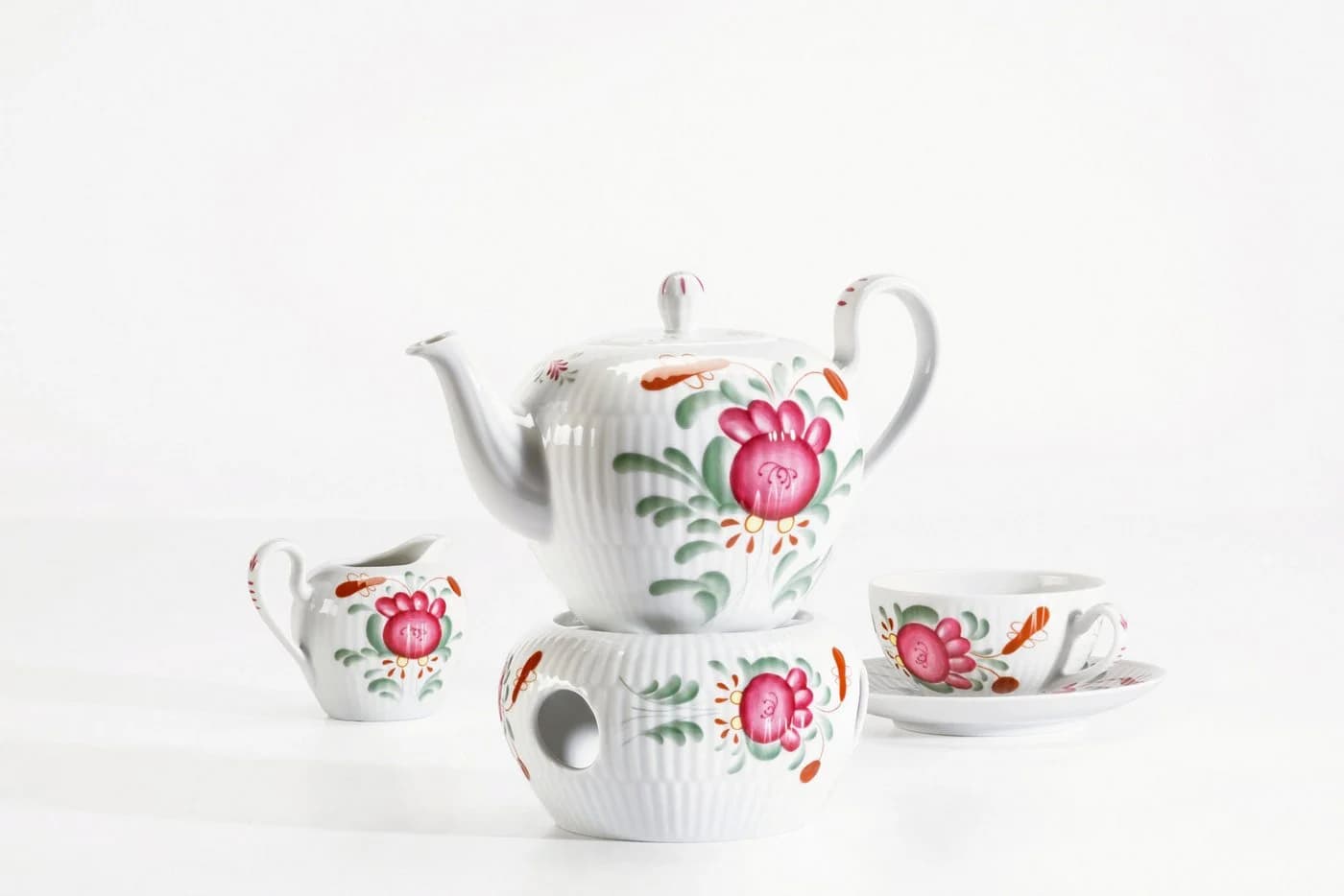 Seltmann Weiden Kanne Amina Ostfriesenrose 0,75 l Porzellan Relief