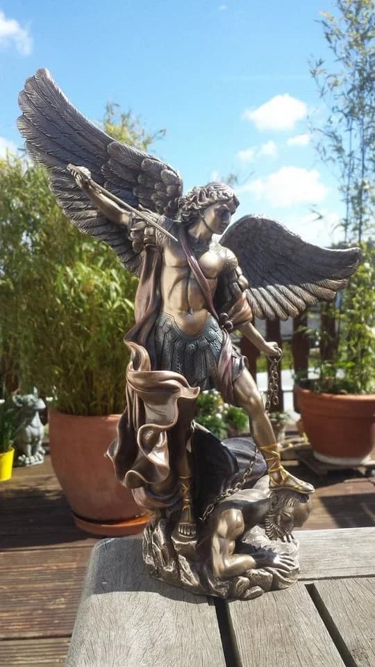 MystiCalls Dekofigur Erzengel Michael Bronze Kunststein - Bild 2