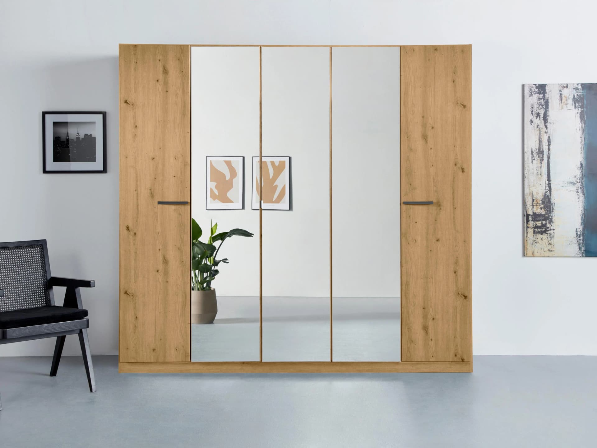 RAUCH OTELI Drehtürenschrank Eiche Artisan mit Inneneinteilung
