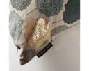 SCHÖNER LEBEN. Dekokissen Blätter Blattskelett Natur Grün Goldmetallic Bild 4