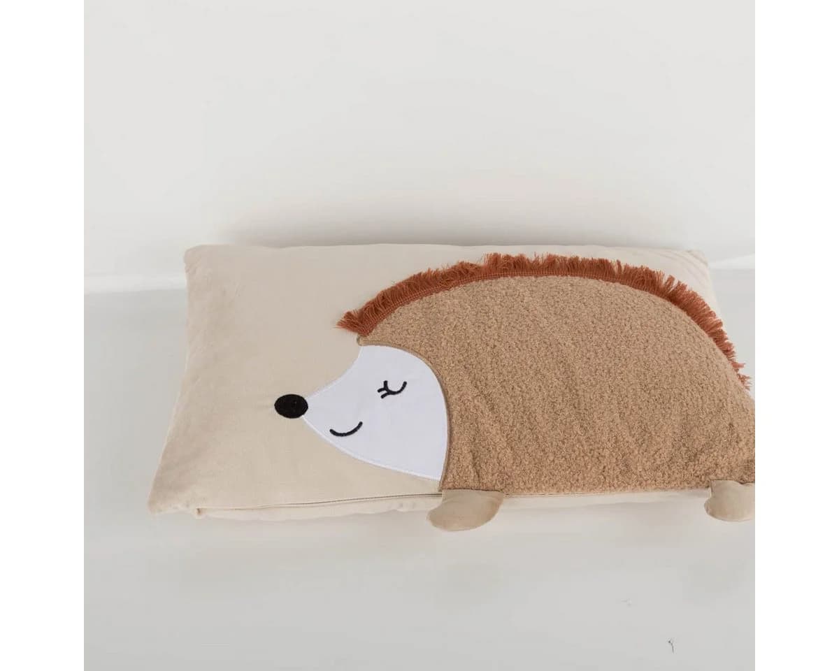 SCHÖNER LEBEN. Fellkissen Kuschelkissen Igel beige