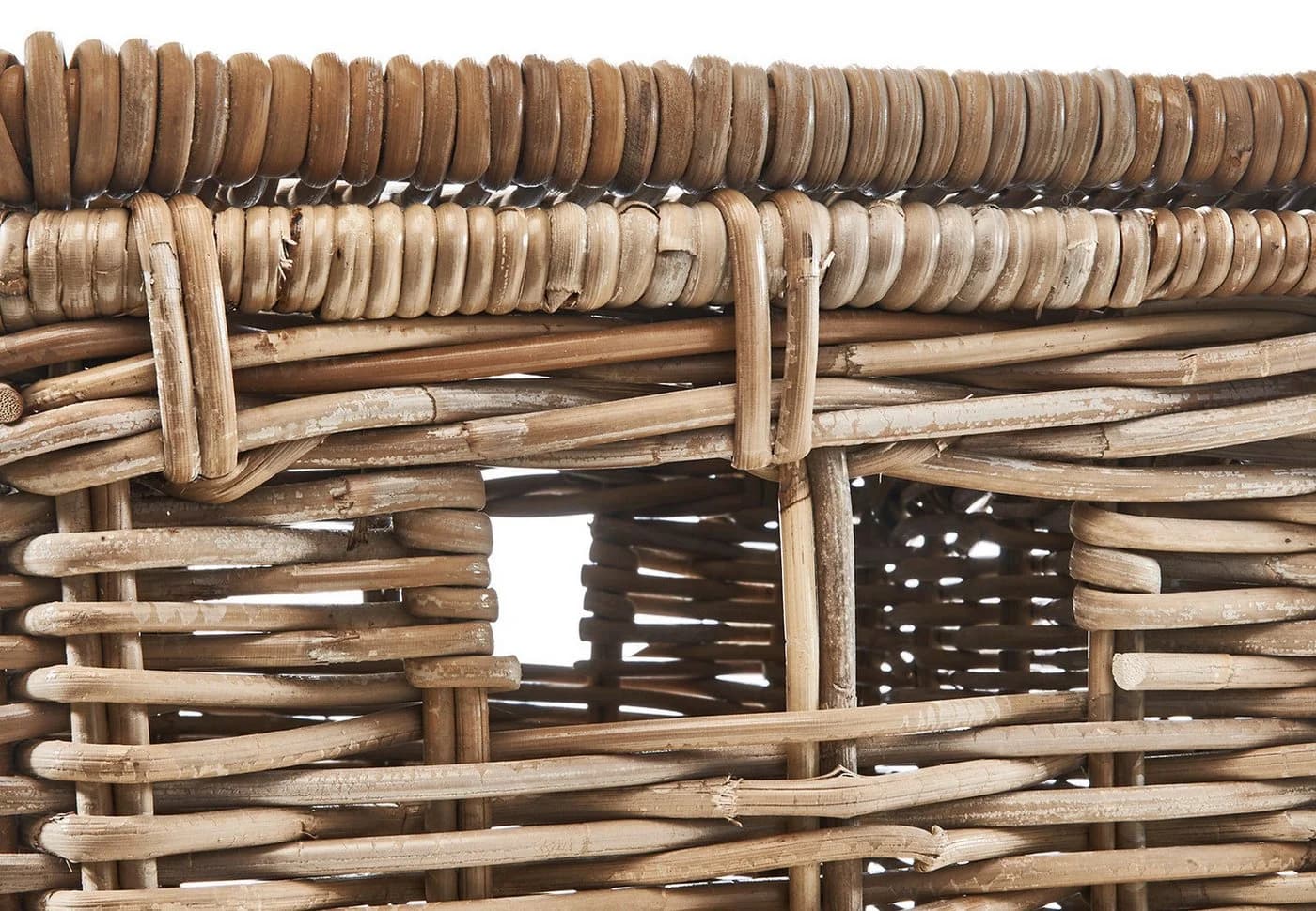 Elegante Rattan-Truhe in Kubu Grey - Bild 3