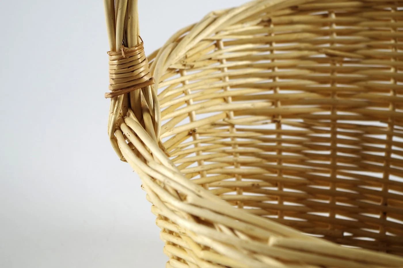 Kobolo Dekokorb Geschenkkorb Weide Natur mit Holzwolle - Bild 5