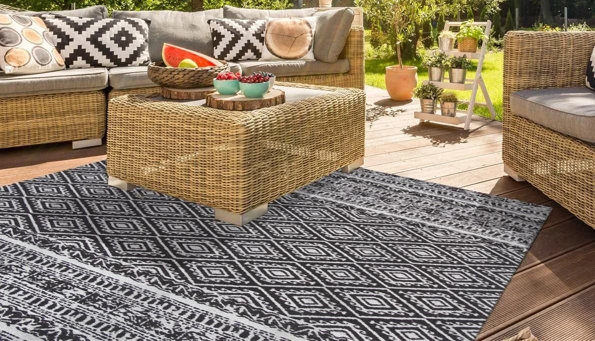Kayoom Teppich Sunny 110 Schwarz Vintage-Look Outdoor