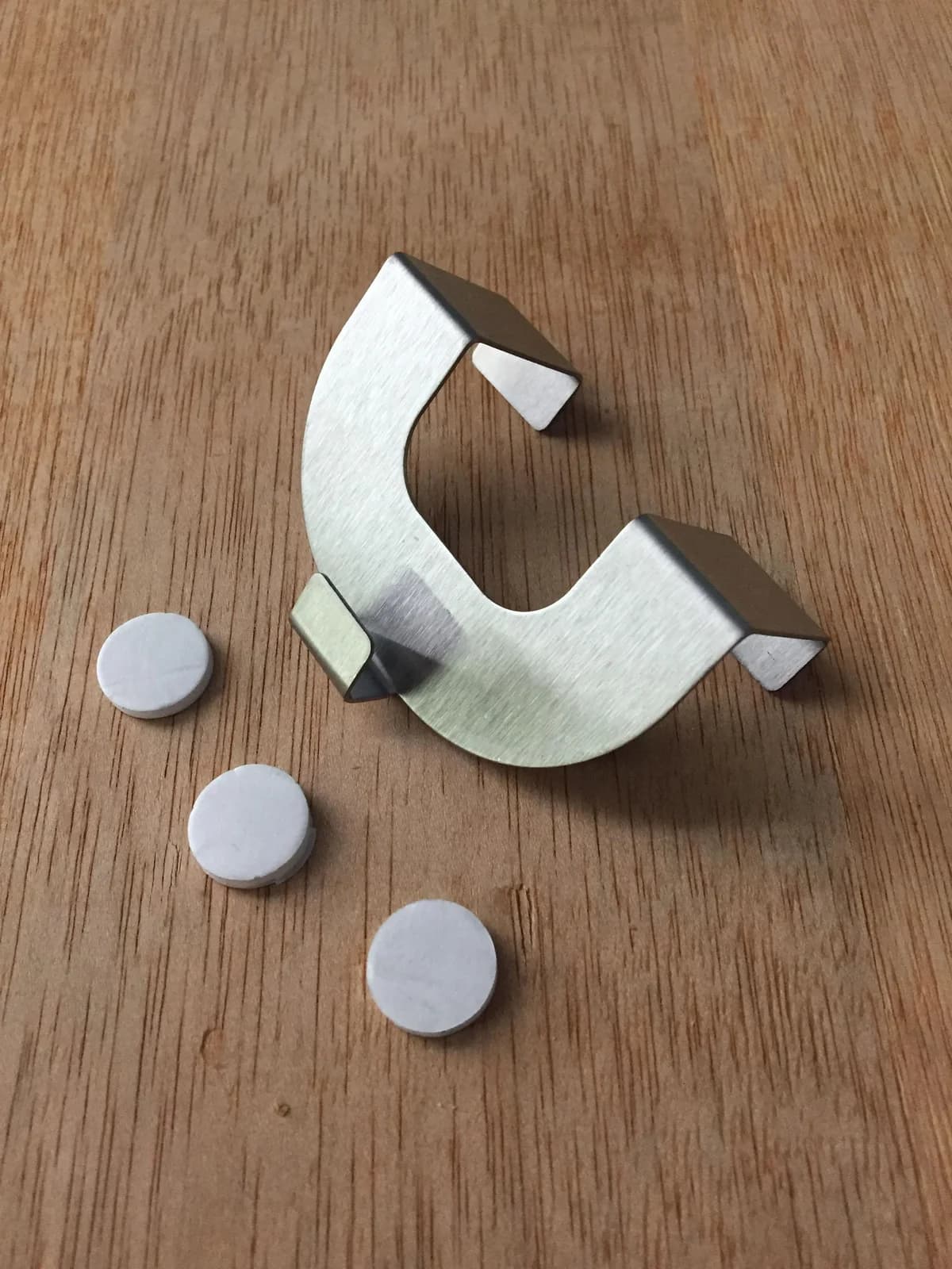 HOME WOHNIDEEN Gardinenhaken EDWARD Grau Metall 2er Pack für Ösenrollos - Bild 5