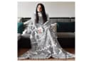 HOMELEVEL Sherpa Ärmeldecke Kuscheldecke Hellgrau Bild 1