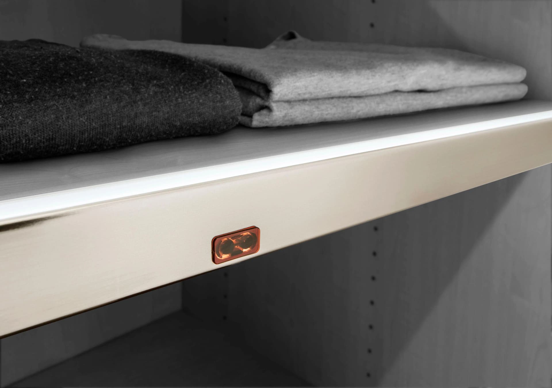WIEMANN Schrankleuchte Silber LED mit Bewegungsmelder