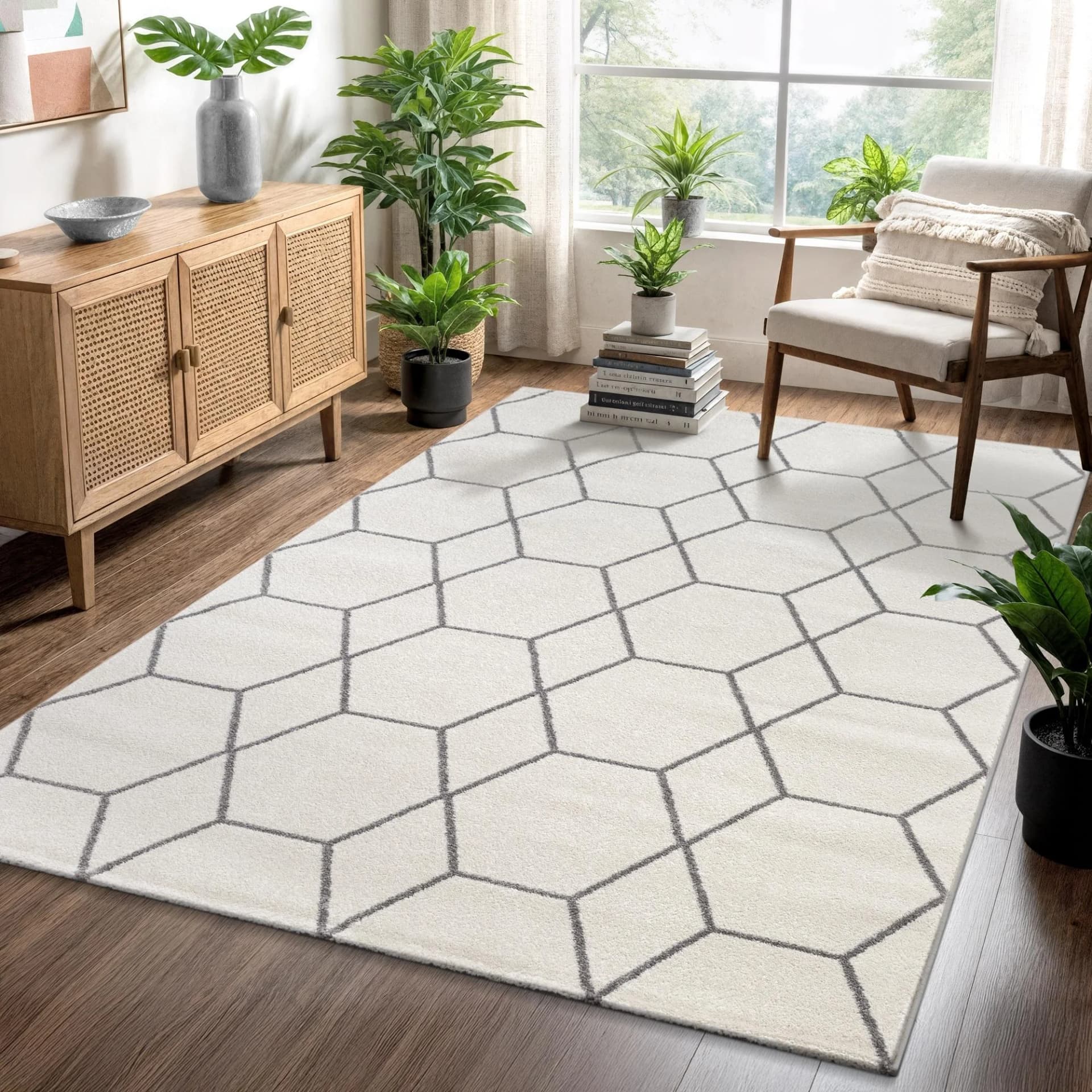 Eleganter Cremefarbener Teppich in Skandi- und Boho-Stil