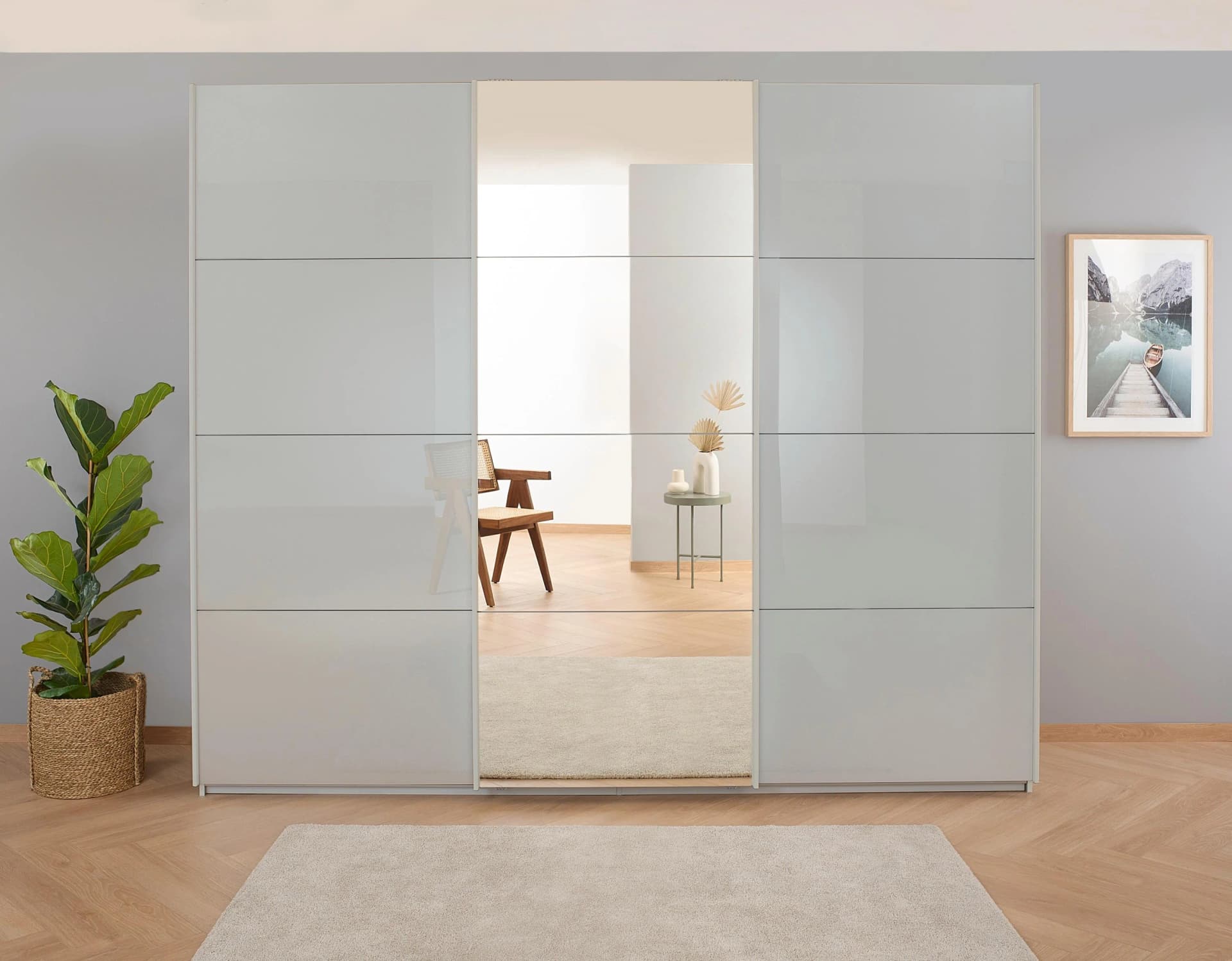 Rauch KOLUNA Schwebetürenschrank Seidengrau mit Glastüren und Spiegel