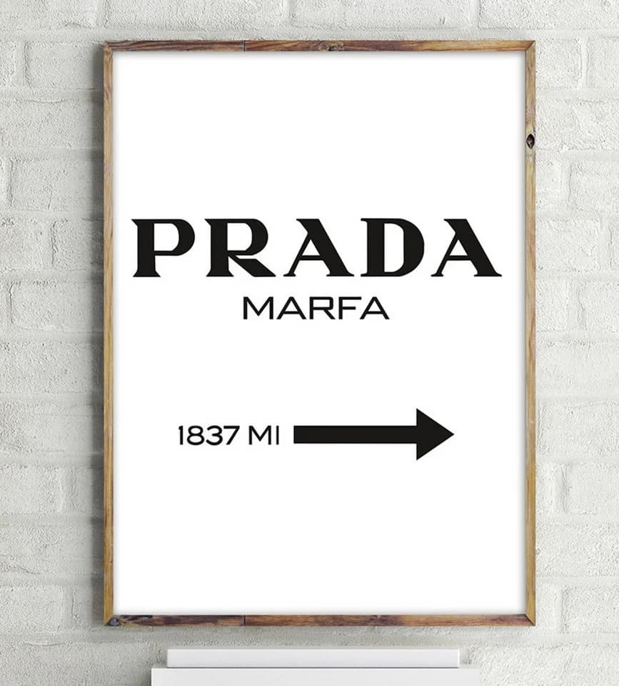 Close Up Poster Prada Marfa Kunstdruck Schwarz-Weiß 30x40 cm - Bild 2