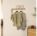HOME DELUXE Garderobenleiste STRIPE inkl. Haken, Magnete und Bilderregal Bild 1