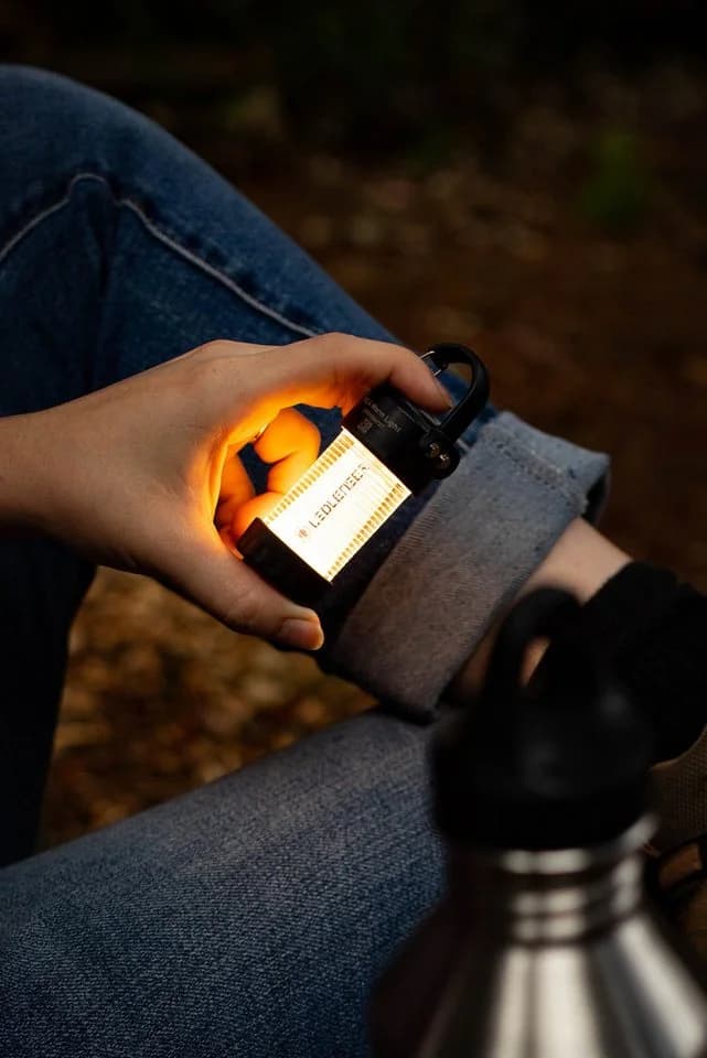 Ledlenser Laterne ML4 Warm Light 300 Lumen Schwarz
