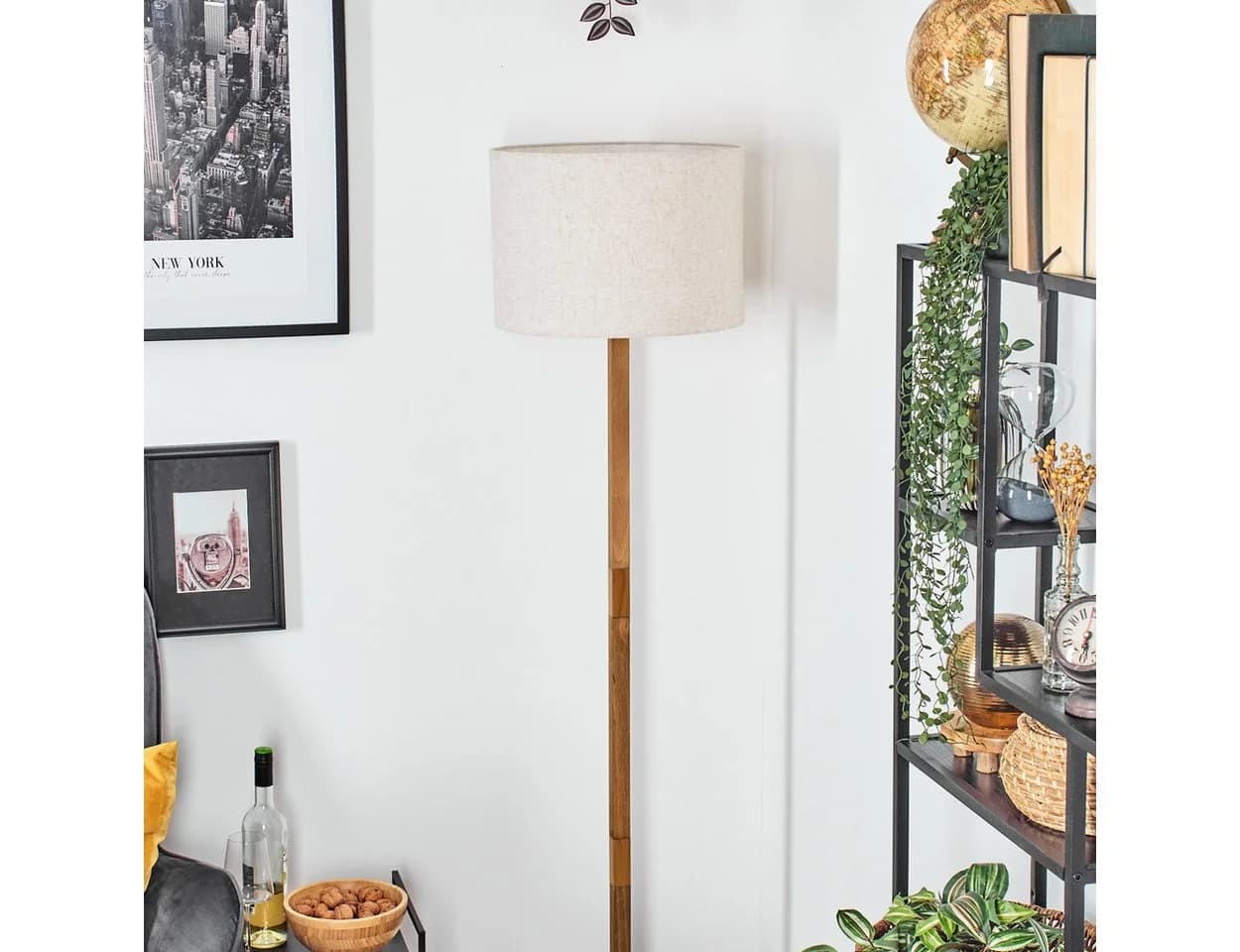 hofstein Stehlampe Holzfuß Stoffschirm Boho-Style Skandinavisch
