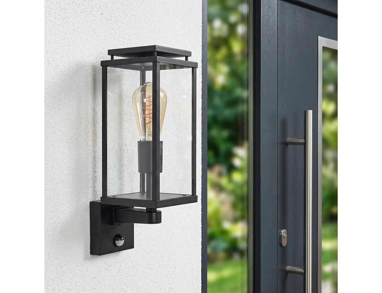 hofstein Außen-Wandleuchte Schwarz Metall/Glas E27 Bewegungsmelder IP44