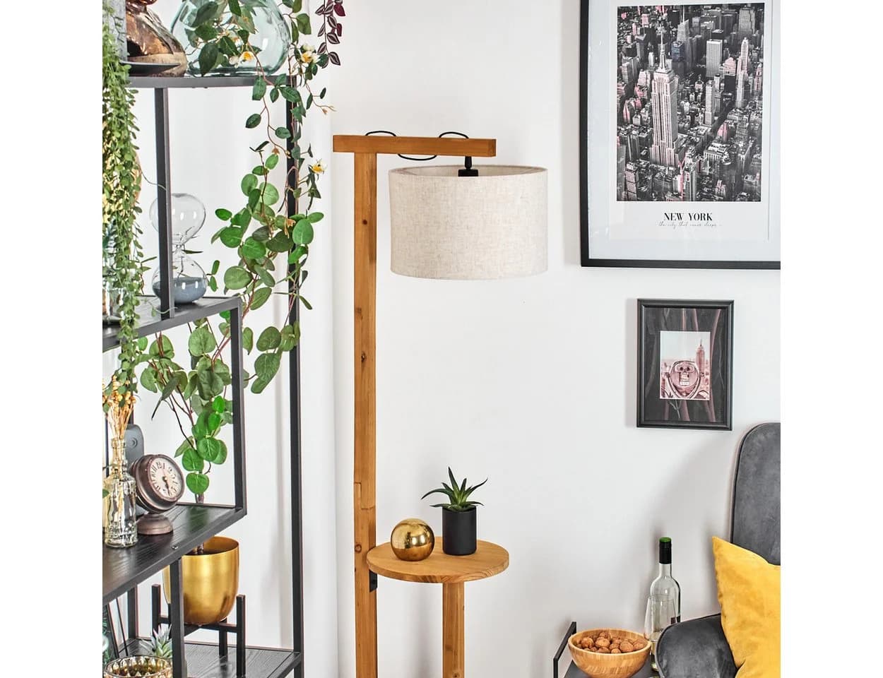 hofstein Stehlampe Skandinavisch Holz Metall Stoff Beige Schwarz Weiß E27