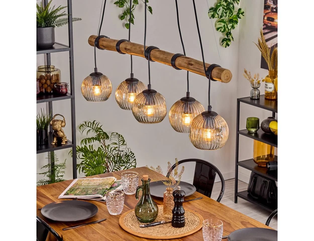 Hofstein Pendelleuchte Retro Boho Design Schwarz/Natur mit Riffelglas - Bild 2