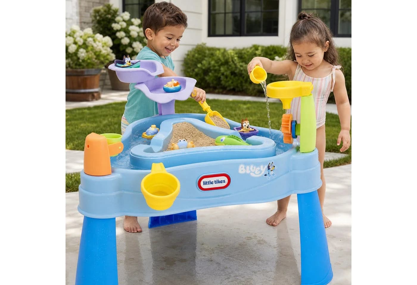 Little Tikes Bluey Wassertisch mit 6 Zubehörteilen