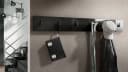 Vladon Garderobenpaneel Linea V1 Schwarz Hochglanz mit 6 Haken Bild 1