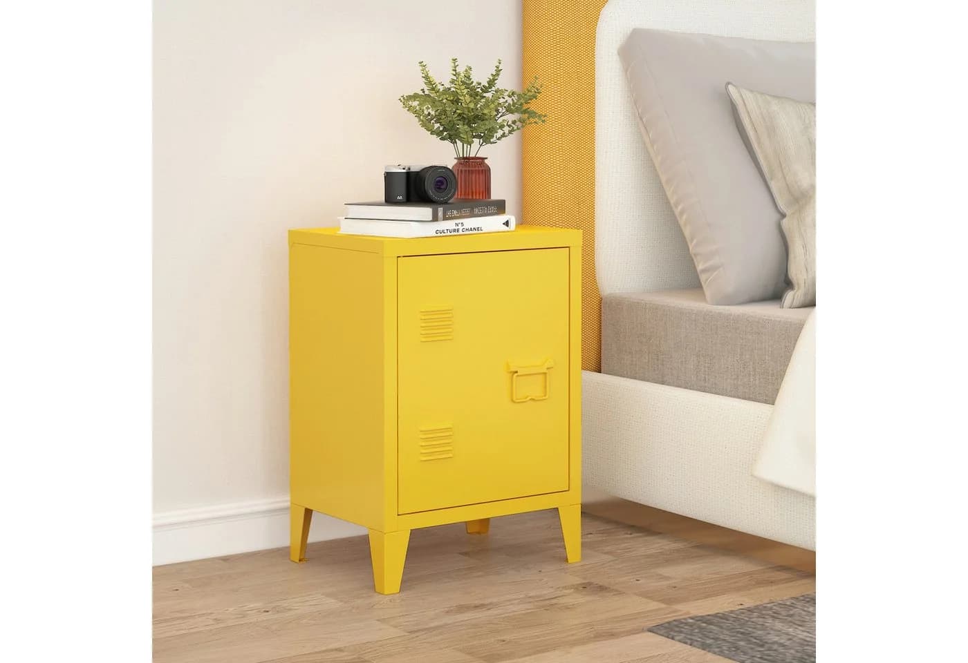 en.casa Nachtschrank »Inari« mit Türgriff rechts Stahl Gelb