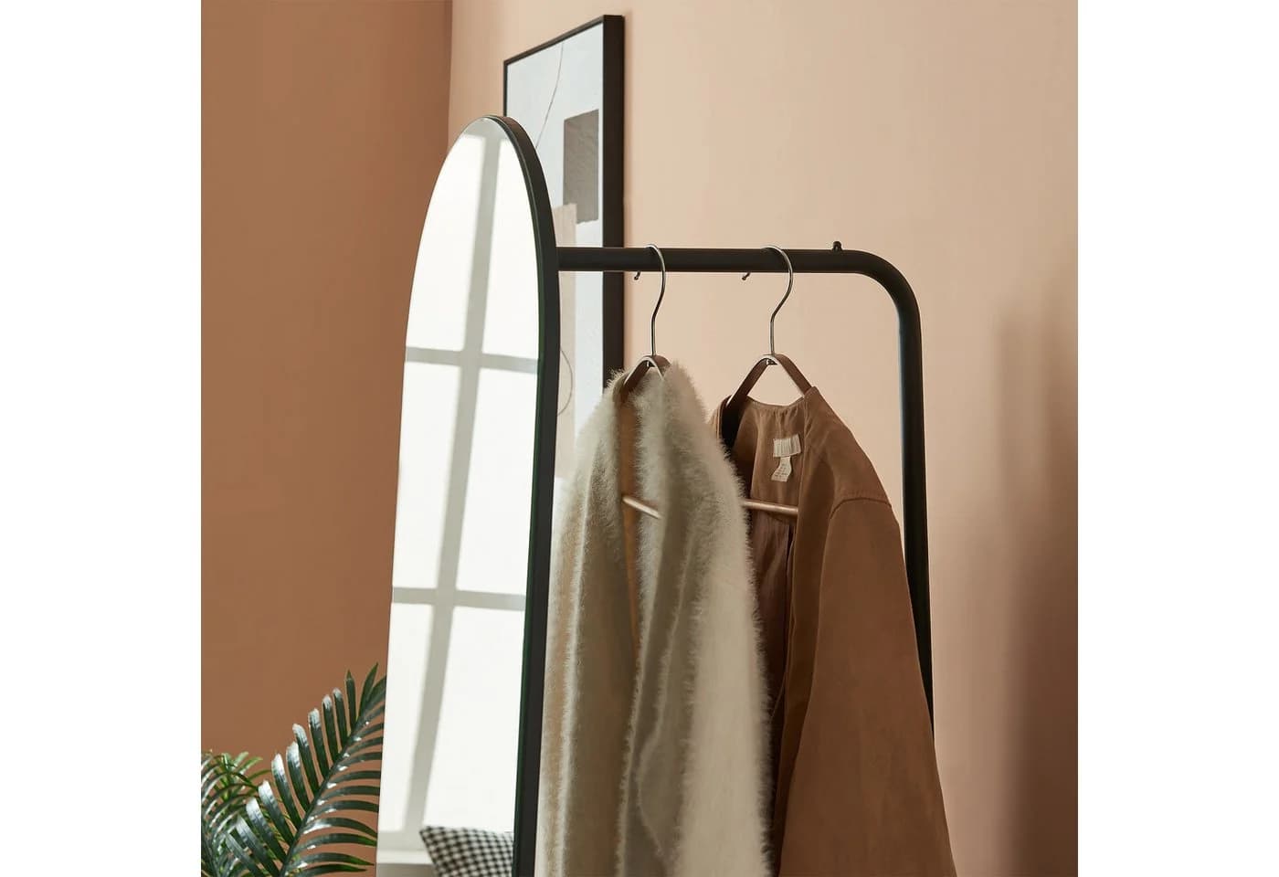 en.casa Garderobenspiegel Kuonta mit Staufach und Kleiderstange Schwarz - Bild 3