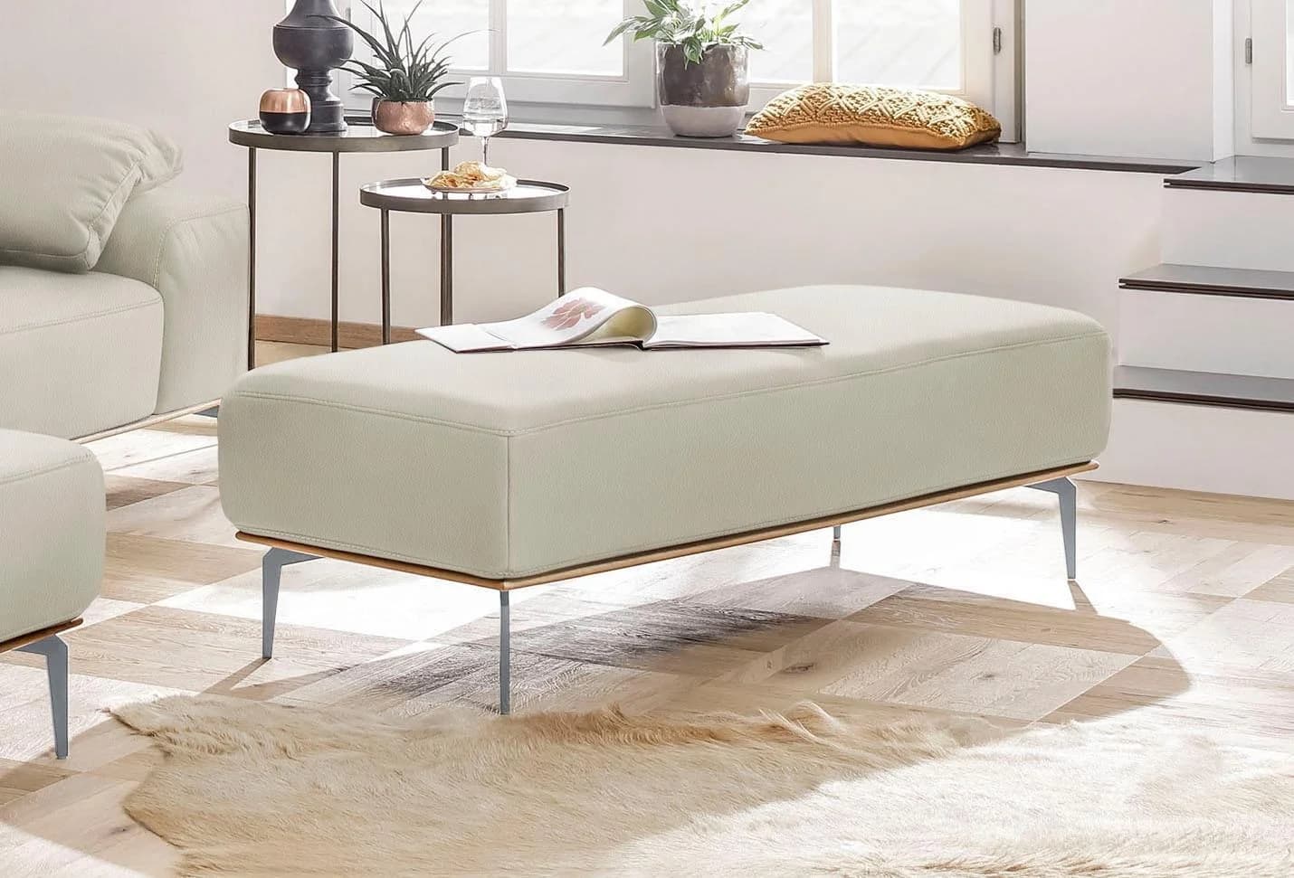 W.SCHILLIG Polsterhocker run Leder Cream White Silber