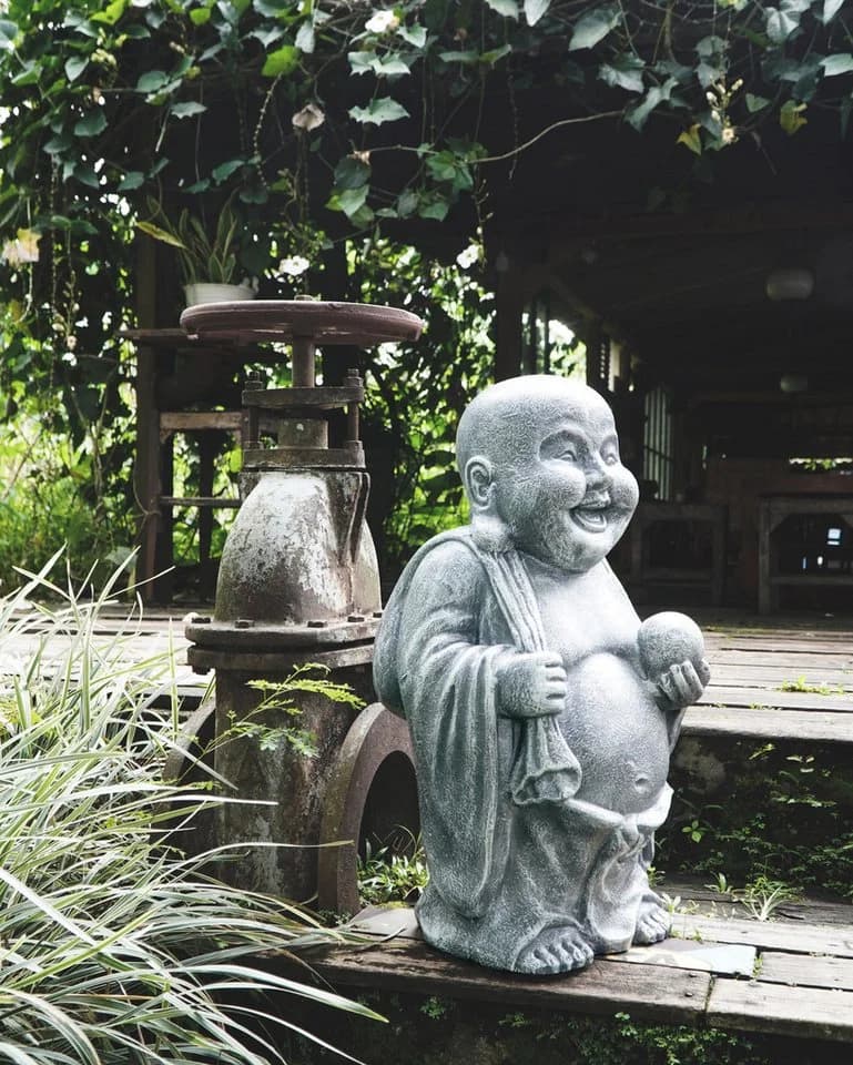 More2Home Dekoobjekt HAPPY BUDDHA silbergrau GRC Beton - Bild 2