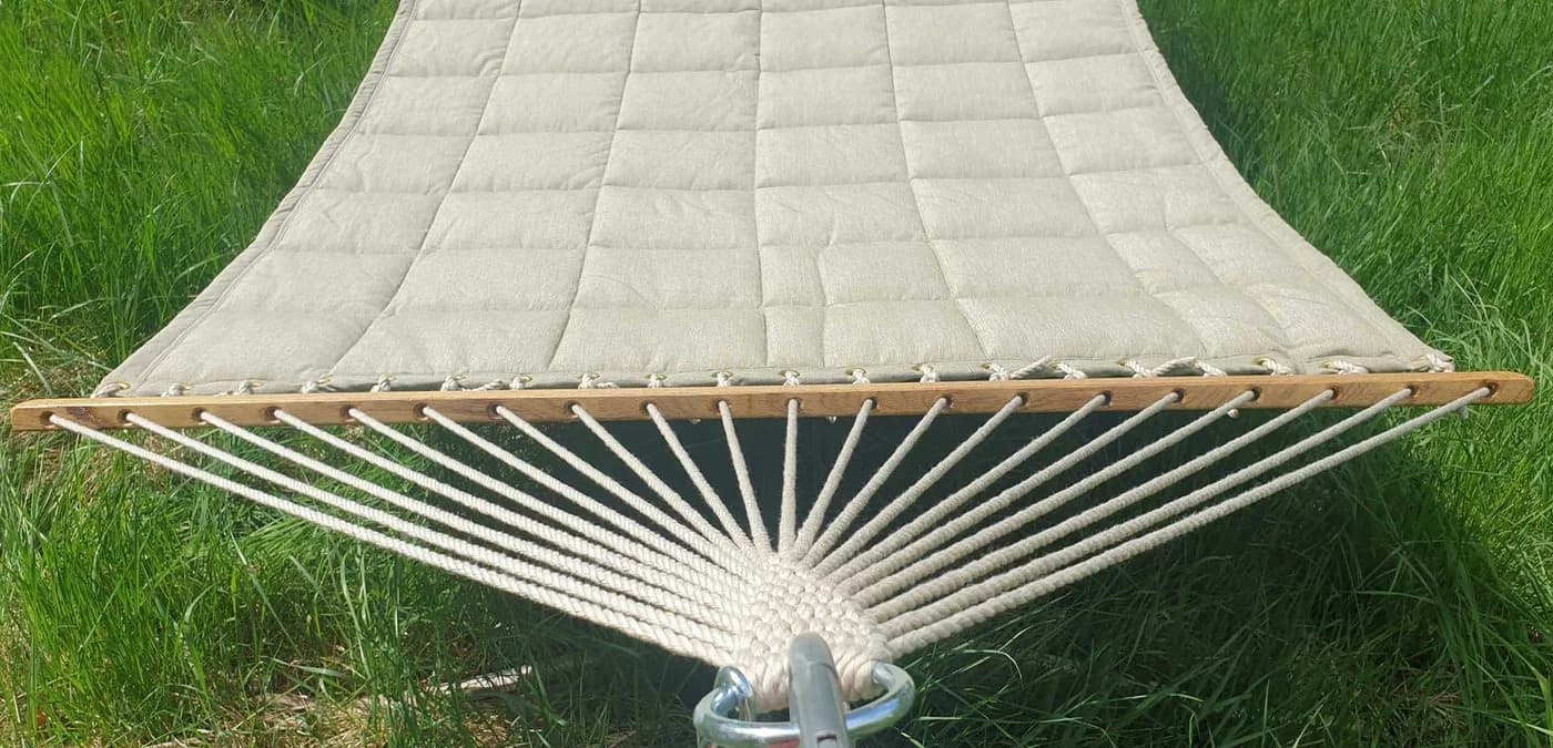 HOPLO Stabhängematte Cushion Swing gepolstert Olefin Braun