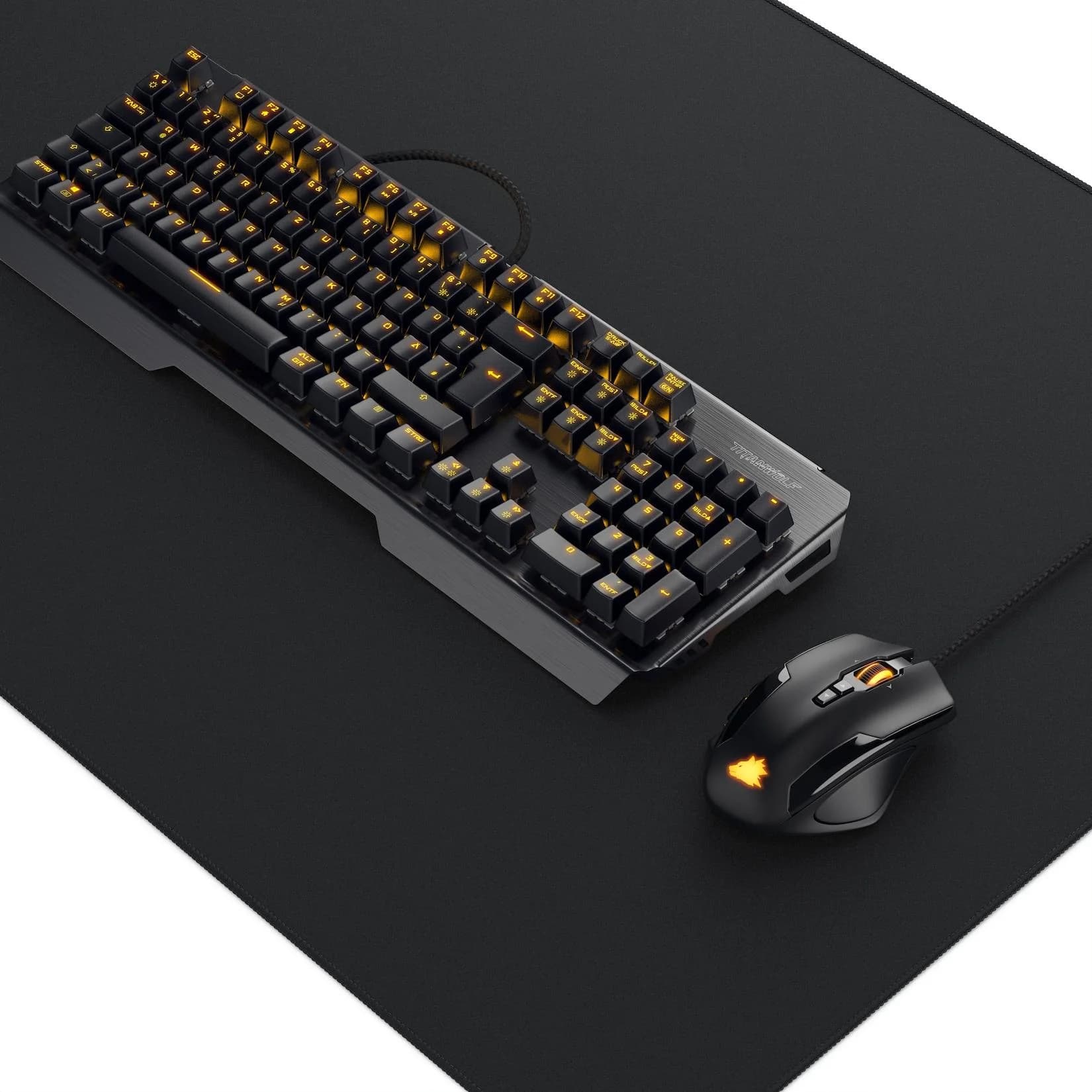 Titanwolf Tastatur Maus Mauspad Set RGB Gaming Bundle