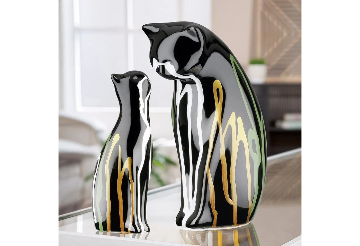 GILDE Skulptur 2tlg. Set Katze Scuro schwarz mit Gold-Grün-Akzenten