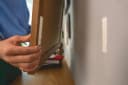 tesa Klebehaken Powerstrips CLICK Größe S ohne Bohren Bild 3