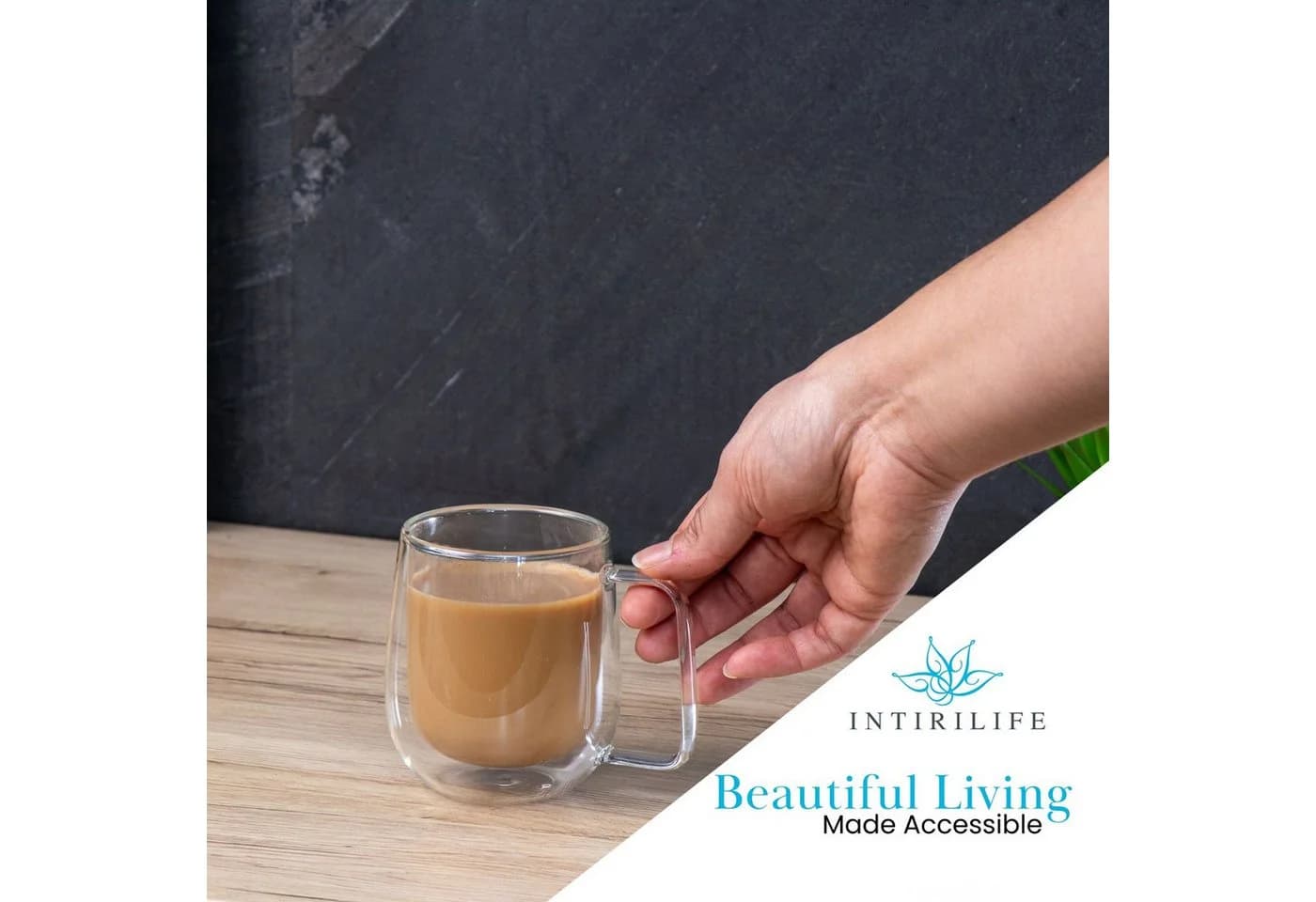 Intirilife Thermoglas Set 4-tlg. Doppelwandig Glas mit Henkel