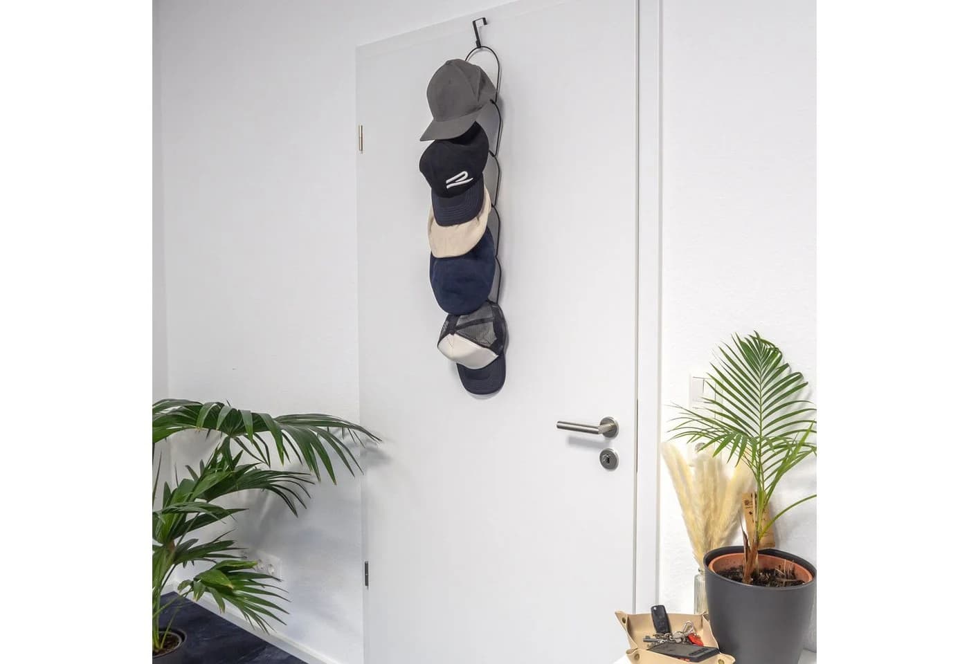 Intirilife Hängeaufbewahrung Organizer mit 5 Ringen Schwarz - Bild 4