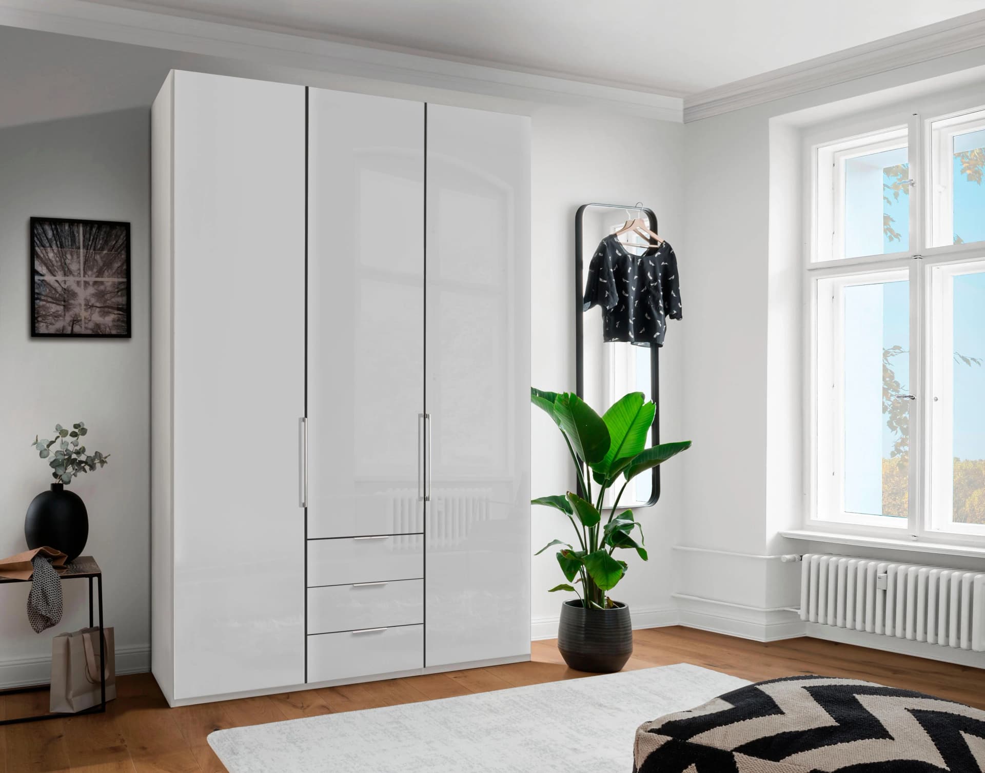 WIEMANN Monaco Kleiderschrank Weiß mit Glasfront und Dämpfung