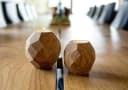 Holz Frank Teelichthalter Set aus geölter Eiche – Kugeln im Diamantschliff Bild 3