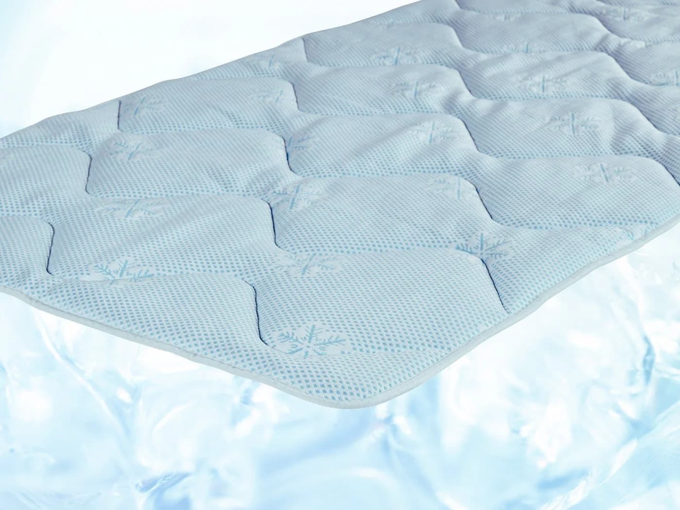 XDREAM Matratzenschoner mit Sommer- und Winterseite, kühlender Effekt, hygienischer Schlafkomfort - Bild 2