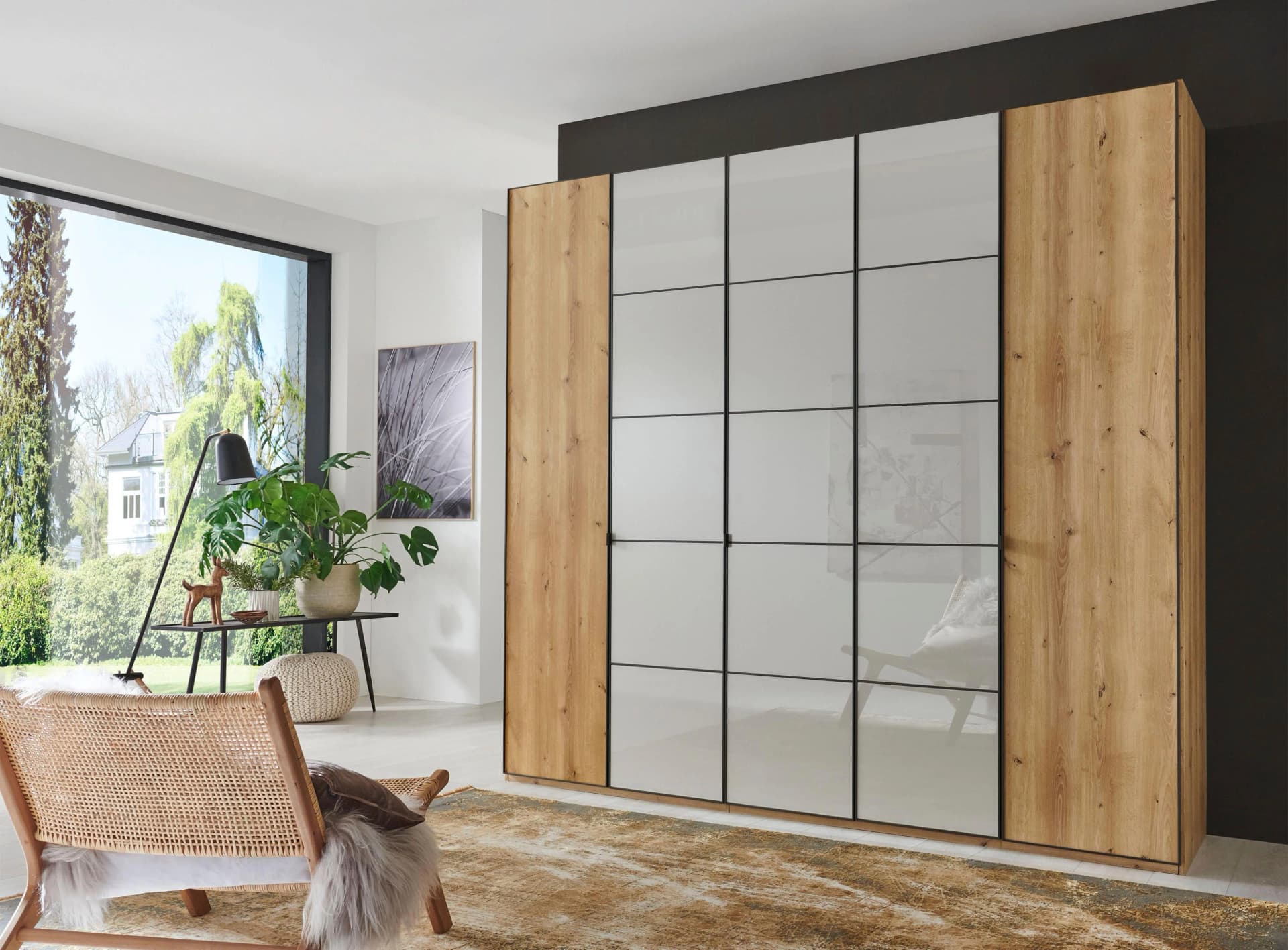 WIEMANN Kleiderschrank Quito 5-türig mit Türdämpfung Glas