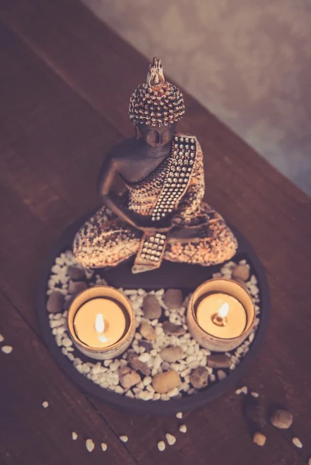 Kamelio Buddhafigur mit Teelicht 22cm Deko-Statue Schwarz - Bild 4