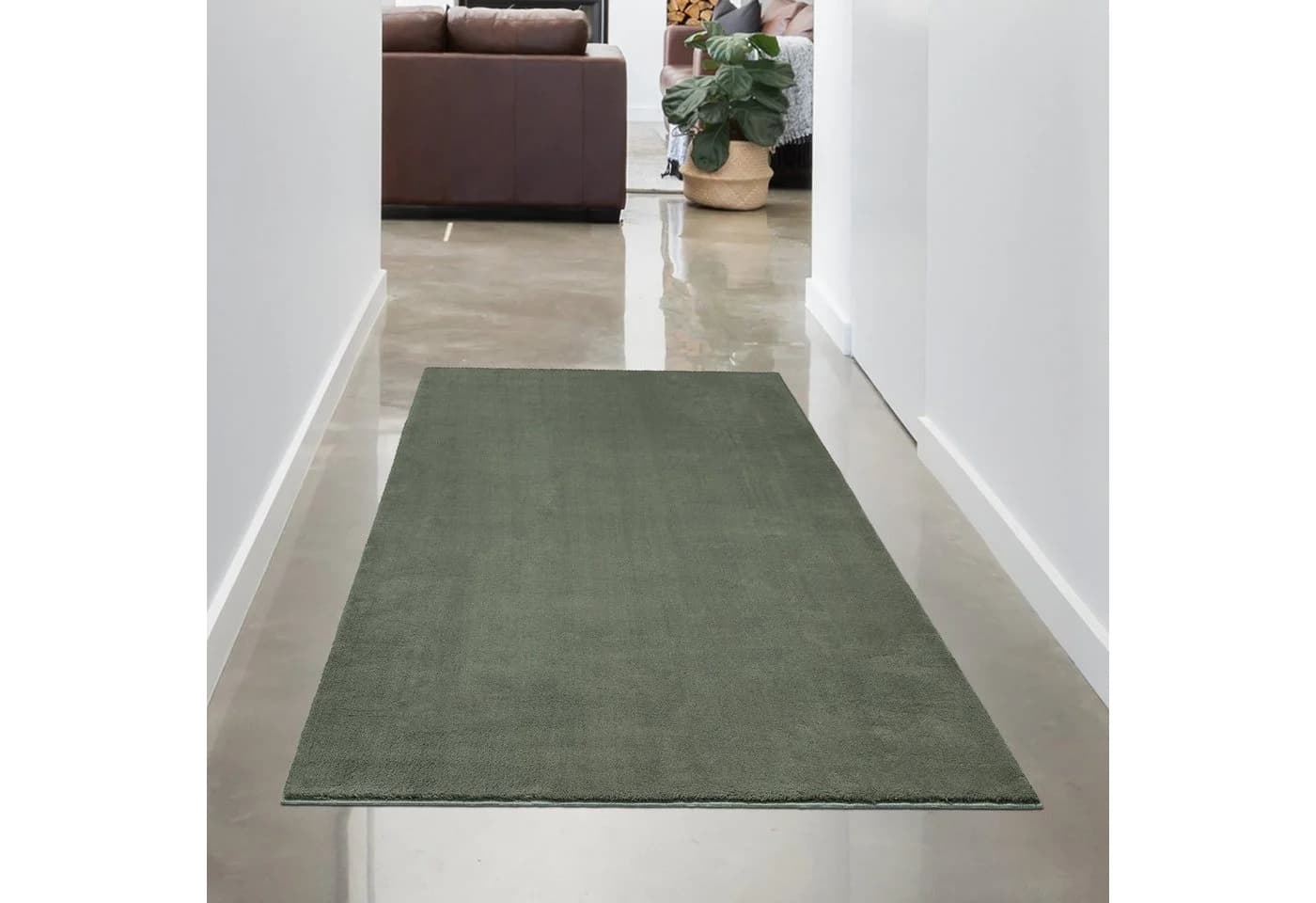 Carpetia Teppich Uni Dunkelgrün 16 mm Florhöhe