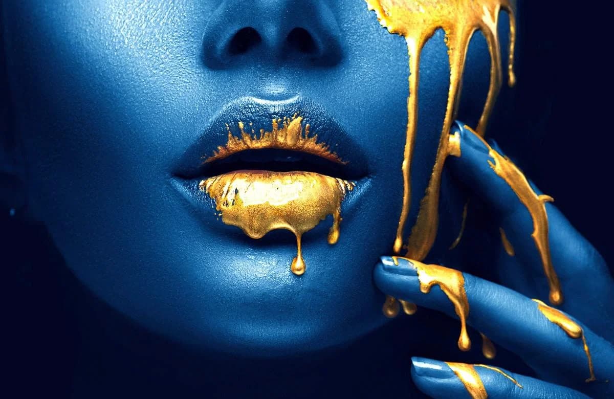 PAPERMOON Fototapete Goldene Lippen Abstrakt Vlies Bunt