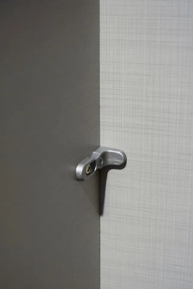 Wimex Taiga Kleiderschrank mit Spiegel Grau Modern - Bild 5